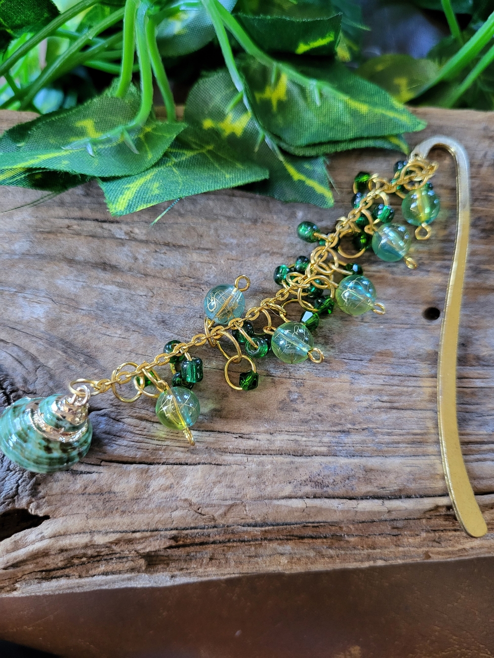Gold Trimmed Shell and Beaded Bookmark
